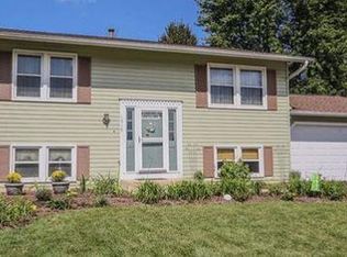 1510 Farington Ct, Aurora, IL 60504