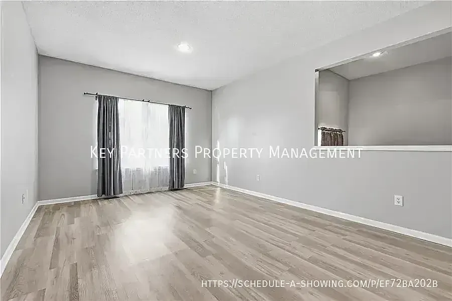 Building Photo - 744 Woodson Ln