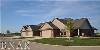 2nd image of 1405 Pineforest