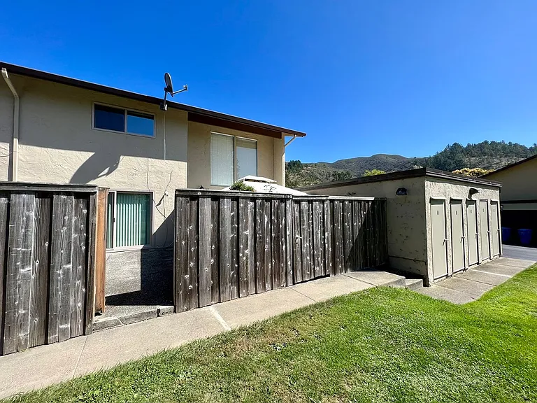 1177 Oddstad Blvd — Photo 13