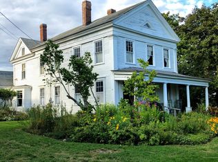 35 School St, Lubec, ME 04652