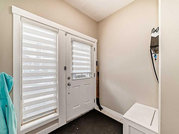 2nd image of 106 NE Cougar Ridge Lndg SW