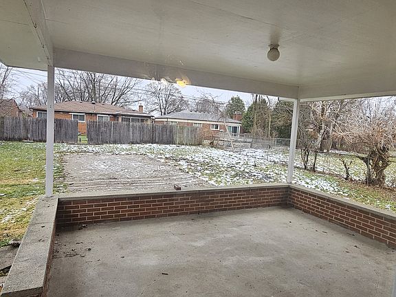 2nd image of 26130 Fairfield Ave