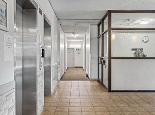 2181 Navaho Dr #707, Ottawa, ON K2C3K3