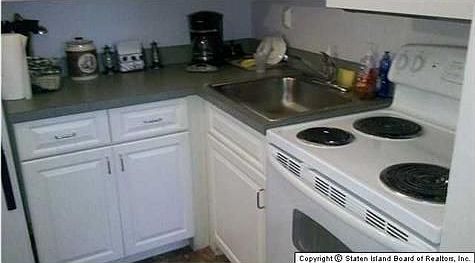 3rd image of 149 Cortelyou Ave APT B3
