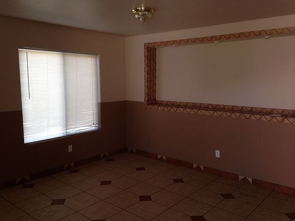 3rd image of 8512 Kenny Ct