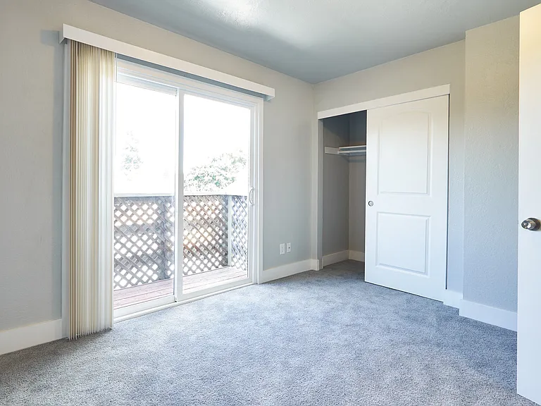 Capitola G Bed2 (1)
