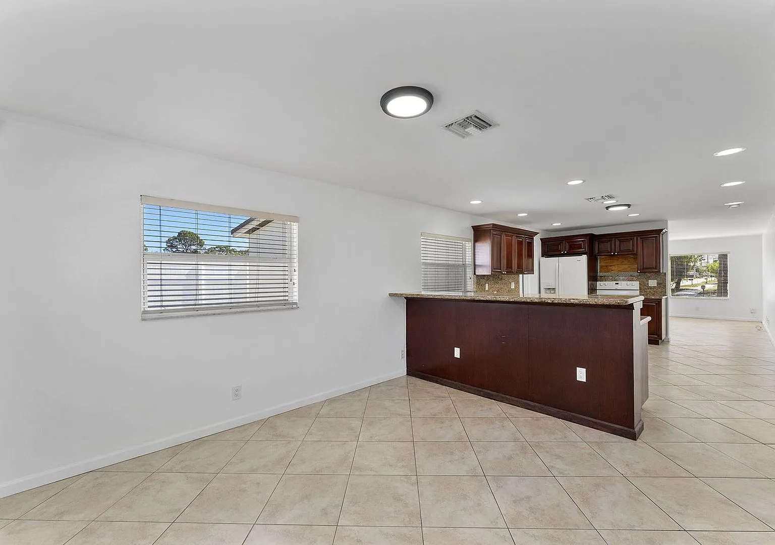 105 NW 7th Court, Deerfield Beach, FL 33441 — Photo 3