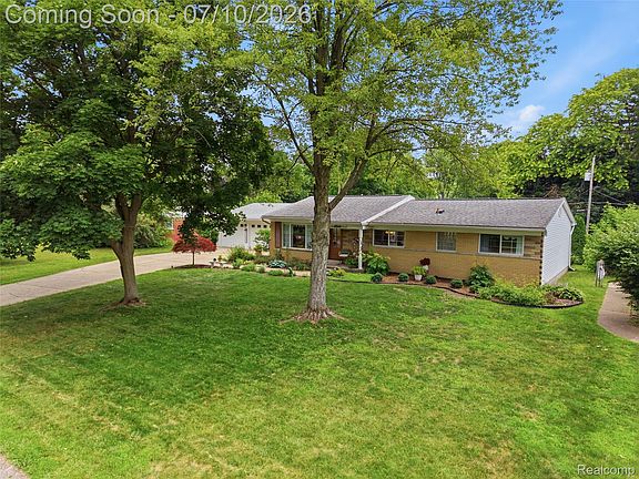 4th image of 4844 Whitlow Blvd