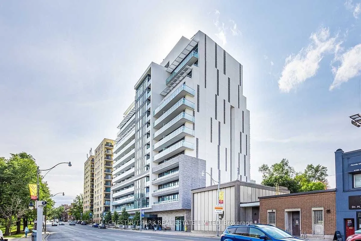 3018 Yonge St #713 photo 1