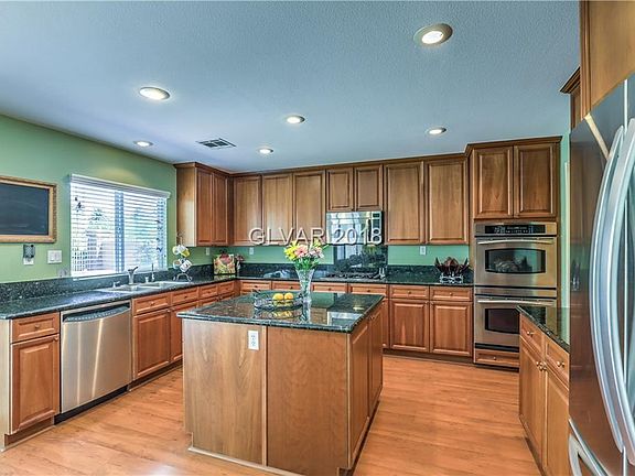5th image of 7618 Stetson Bluff Ave