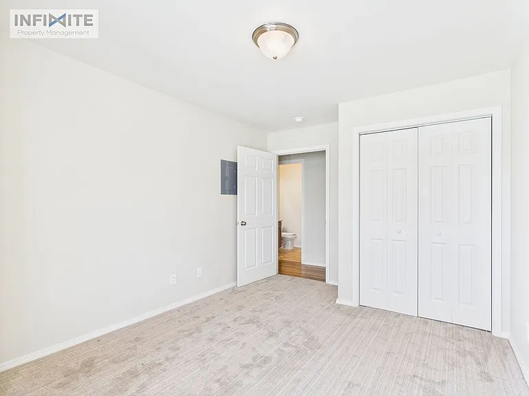 1112 Longbow Ln #3B — Photo 16