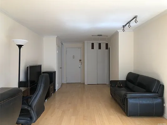 Sold by East Coast Realtors Inc. | media 3