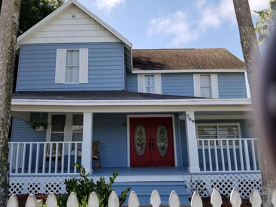 1st image of 709 Wyatt St
