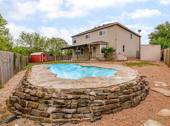 2nd image of 2828 Seascape Ln