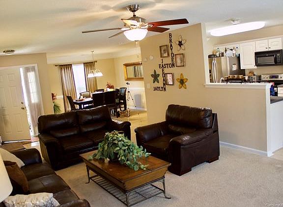 4th image of 612 Castlefin Ct