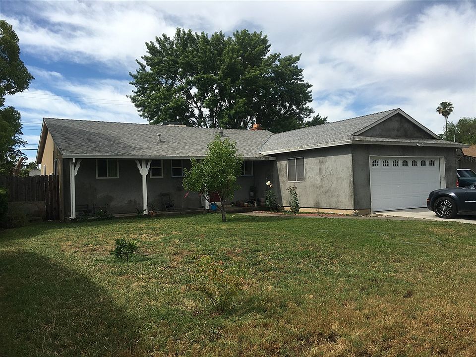 2nd image of 7446 Carella Dr