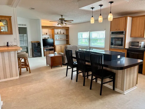 1171 Kingston Way, Venice, FL 34285
