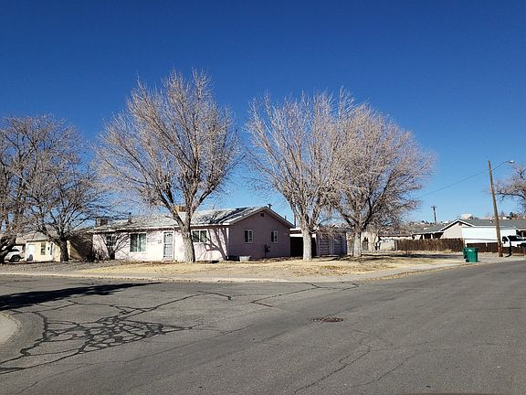 2nd image of 2608 Park Pl