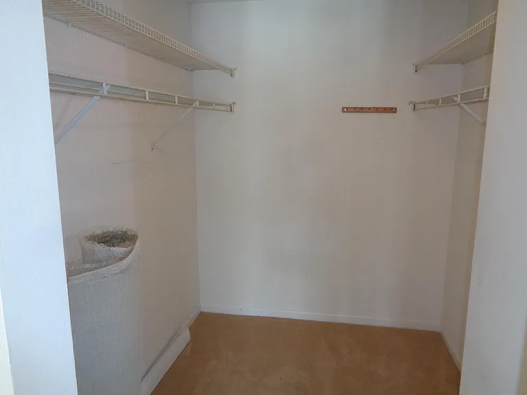2512 SE Anchorage Cv #2 — Photo 17