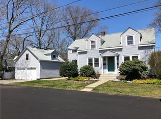 5 Shippen Ave, Warwick, RI 02888