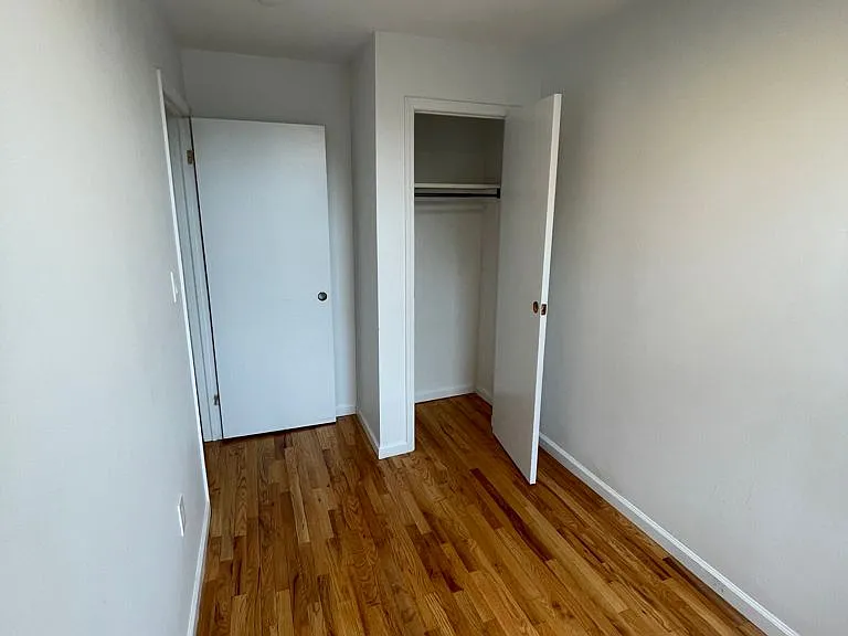 329 16th St #2 — Photo 14