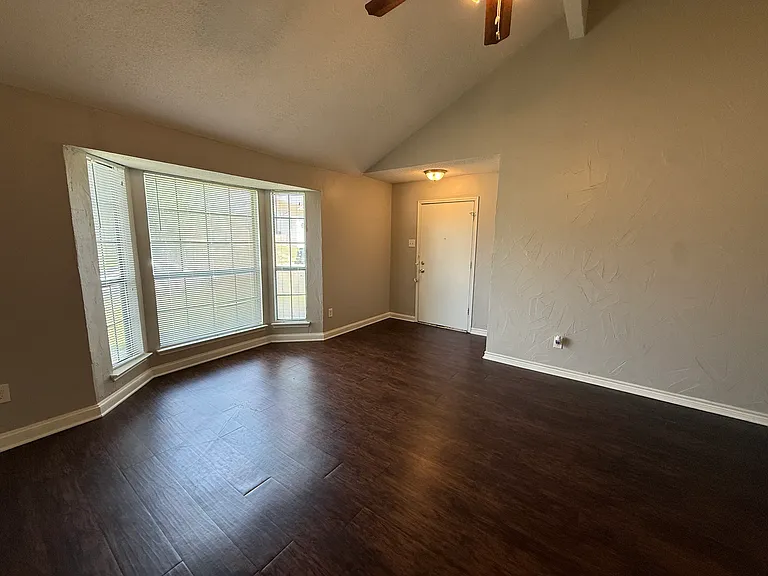1330 Planters Rd — Photo 10