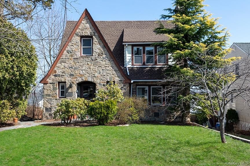 1st image of 48 Emmett Pl