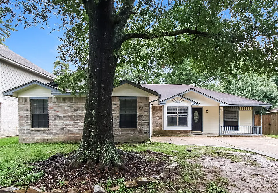 5207 Village Springs Dr