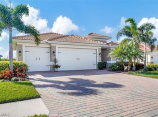 2923 Sunset Pointe Cir, Cape Coral, FL 33914
