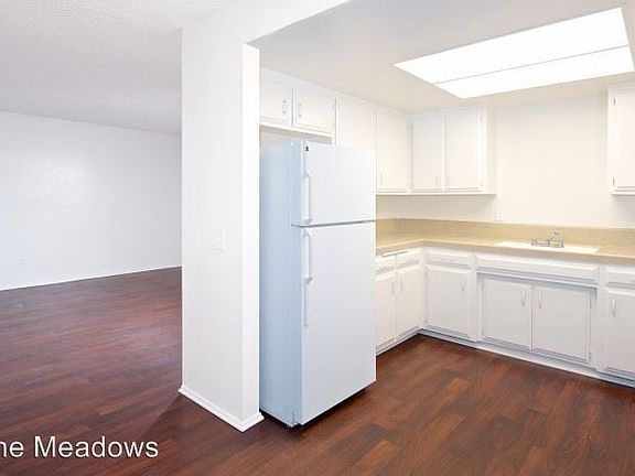 2nd image of 1120 Meadow Lake Dr APT 4