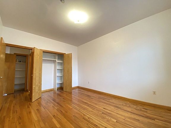 5th image of 258 S 1st St #A