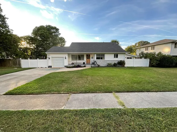 7409 Halprin Dr, Norfolk, VA 23518
