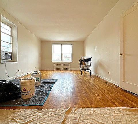 2nd image of 9402 4th Ave #4