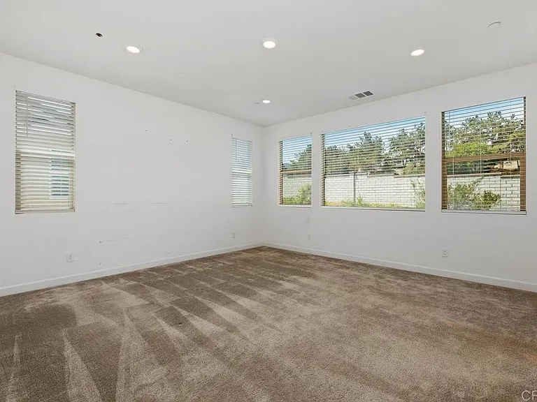 702 Westbrook Loop — Photo 21
