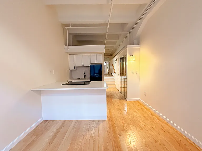 12 Stoneholm St #309 — Photo 7