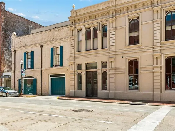 450 Julia St APT 3G, New Orleans, LA 70130
