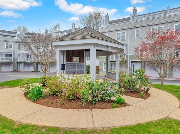 78 Summer St APT 6, Arlington, MA 02474