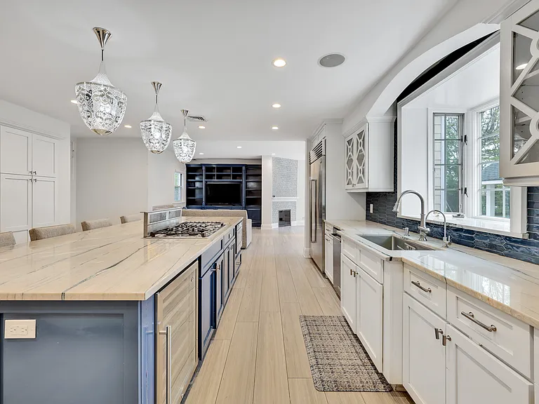 105 Everit Ave — Photo 5