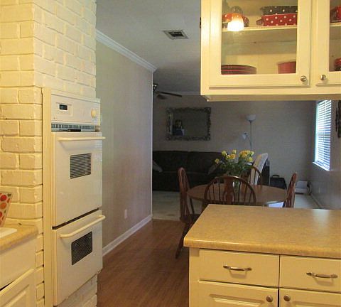 3rd image of 304 Margaret Ave