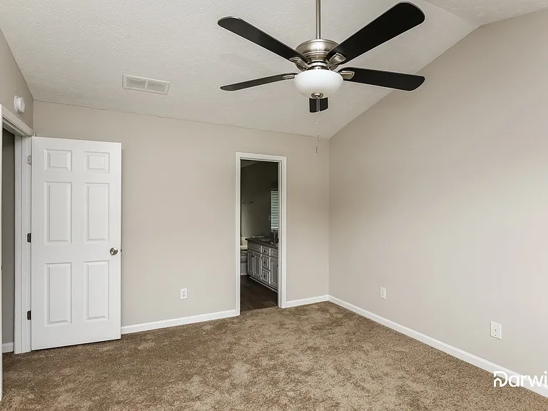 3710 Cobblestone Dr — Photo 8