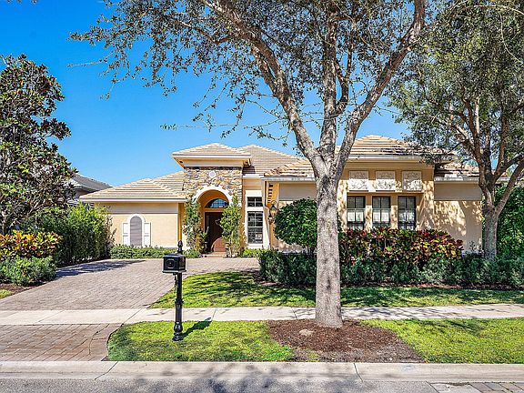 4th image of 9369 Equus Circle