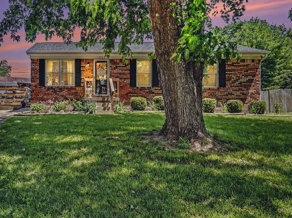 229 Hill N Dell Rd, Paris, KY 40361