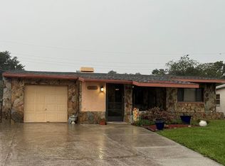 10735 110th Ln, Seminole, FL 33778
