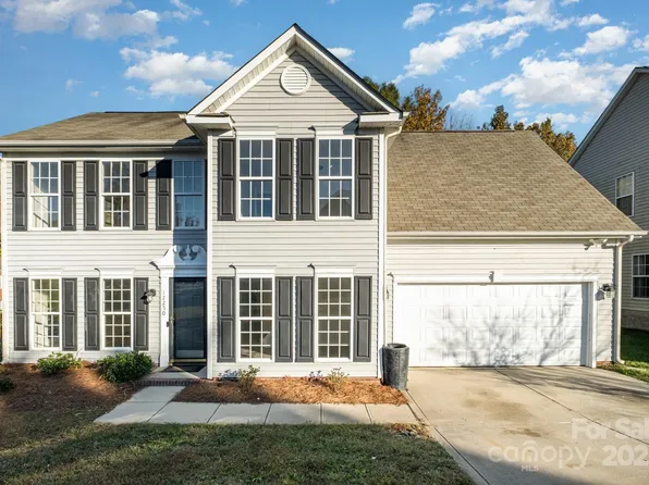 12250 Wallace Ridge Dr, Charlotte, NC 28269