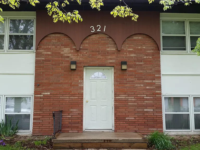 Cedar Crest Dr 321 - 8 — Photo 23