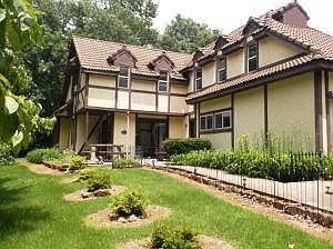 3rd image of 304 Meadow Lark Dr N