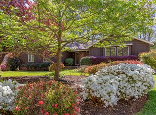 1505 Laughridge Dr, Cary, NC 27511