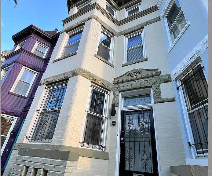 1210 Girard St NW #A — Photo 2