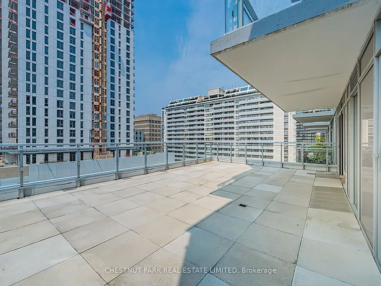 68 Merton St #805 — Photo 31